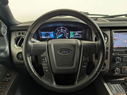 Used 2015 Ford Expedition King Ranch RWD image 18