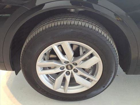 Certified 2023 Audi Q5 2.0T Premium w/ Convenience Package image 8