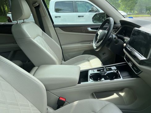 Used 2024 Volkswagen Atlas SEL Premium R-Line AWD/4WD image 10