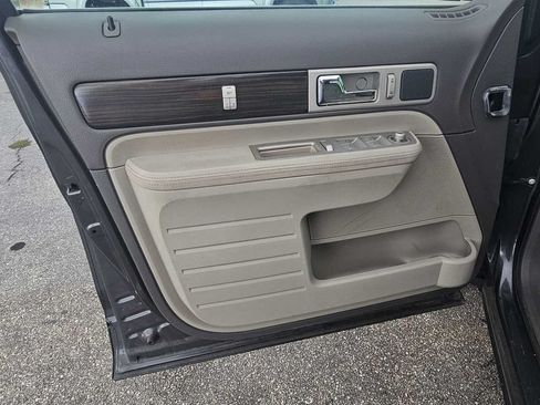Used 2007 Lincoln MKX AWD image 15