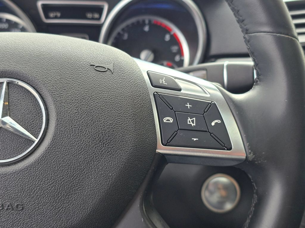 Used 2015 Mercedes-Benz ML 250 BlueTEC 4MATIC image 21