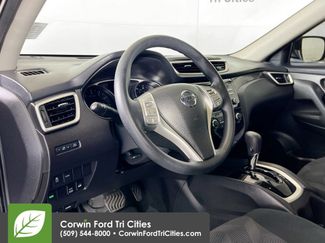 Used 2016 Nissan Rogue S AWD/4WD video 3
