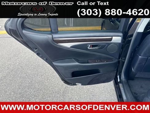 Used 2016 Lexus LS 460 w/ Comfort Package image 23