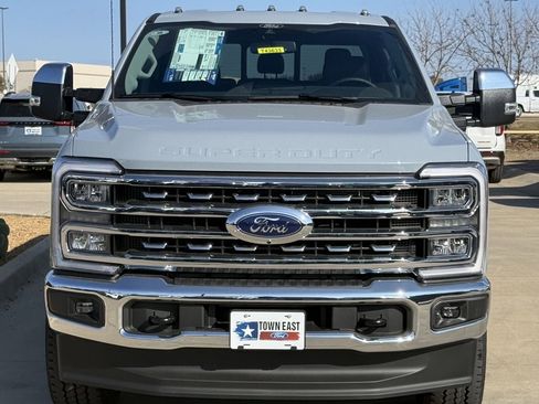 New 2026 Ford F250 Lariat w/ Chrome Package image 29