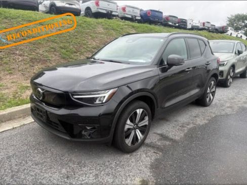 Used 2023 Volvo XC40 Recharge Plus w/ Protection Package Premier AWD/4WD image 1