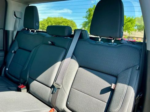 Used 2025 GMC Sierra 1500 Elevation AWD/4WD image 32