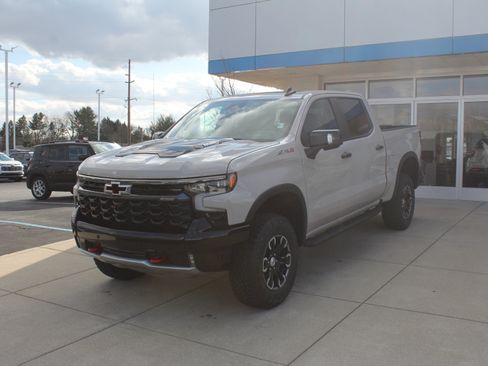 New 2026 Chevrolet Silverado 1500 ZR2 image 7