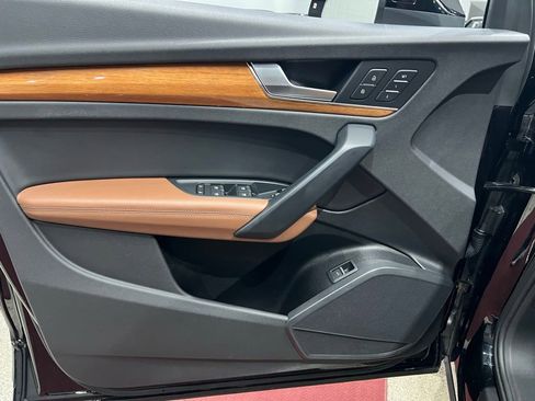 Used 2021 Audi Q5 2.0T Premium Plus w/ Premium Plus Package image 17