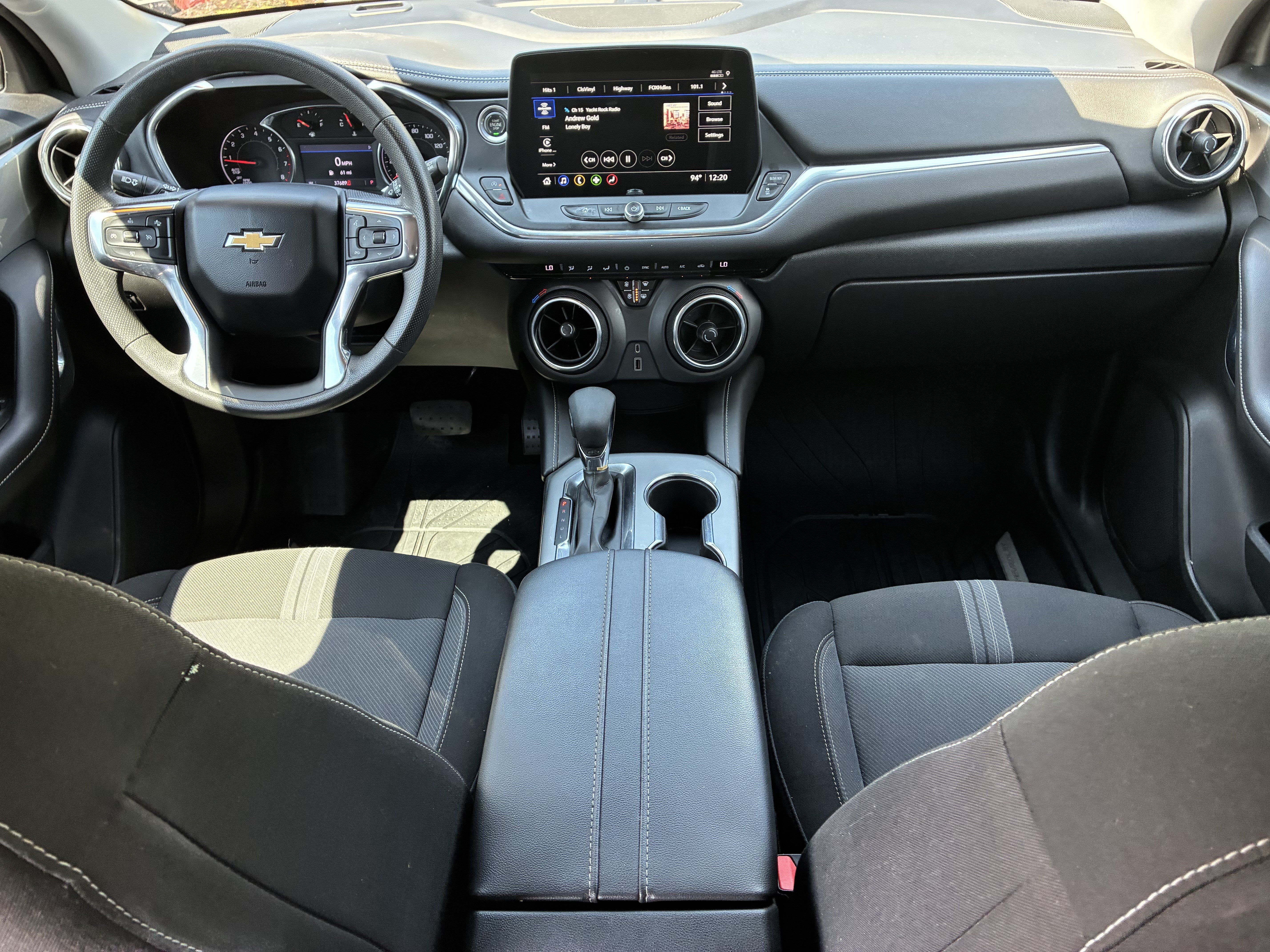 Used 2023 Chevrolet Blazer LT FWD image 17