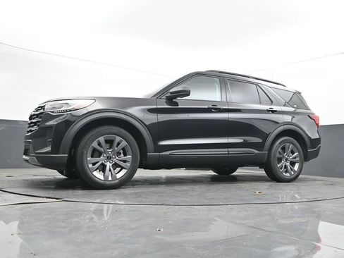 New 2026 Ford Explorer Active w/ Active Comfort Package AWD/4WD image 48