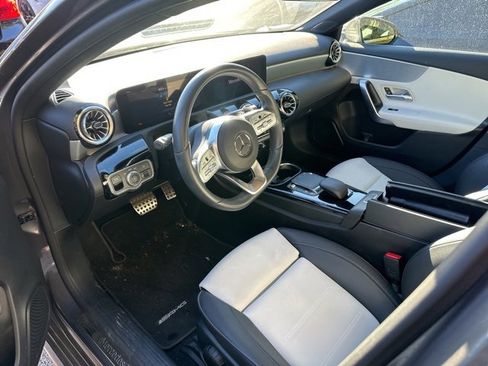 Used 2022 Mercedes-Benz A 220 image 9