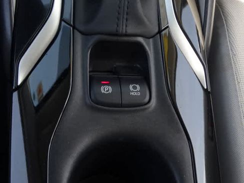 Certified 2022 Toyota Corolla LE w/ LE Convenience Package image 35