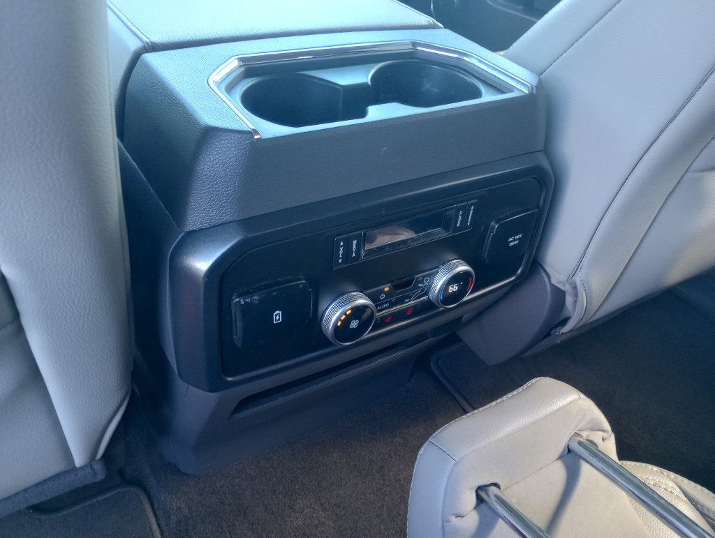 Used 2020 Ford Expedition Limited RWD image 19