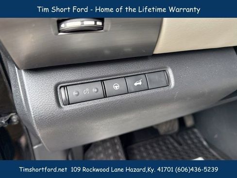 Used 2023 Nissan Pathfinder SL w/ Lighting Package (N92) image 31