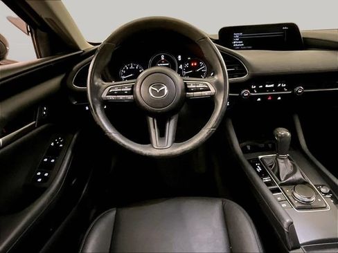 Used 2022 MAZDA MAZDA3 s FWD image 5