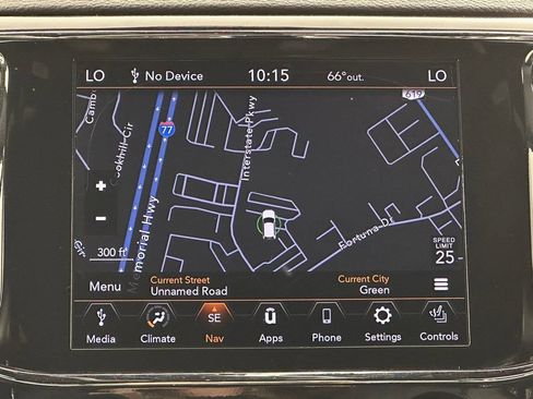 Used 2021 Jeep Grand Cherokee Limited w/ Luxury Group II AWD/4WD image 5