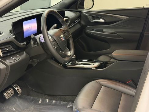 Certified 2024 Buick Envista Sport Touring w/ Convenience I Package image 29