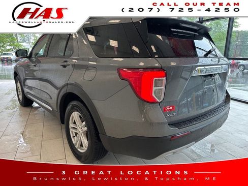 Used 2021 Ford Explorer XLT w/ Equipment Group 202A image 3