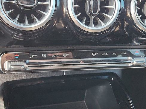 Used 2023 Mercedes-Benz CLA 35 AMG 4MATIC image 12