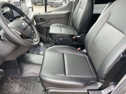 New 2026 Ford Transit 250 148 Medium Roof w/ Load Area Protection Package image 13