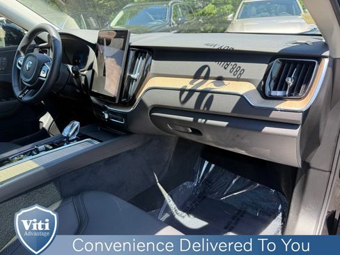 Certified 2026 Volvo XC60 B5 Plus w/ Protection Package Premier AWD/4WD image 30