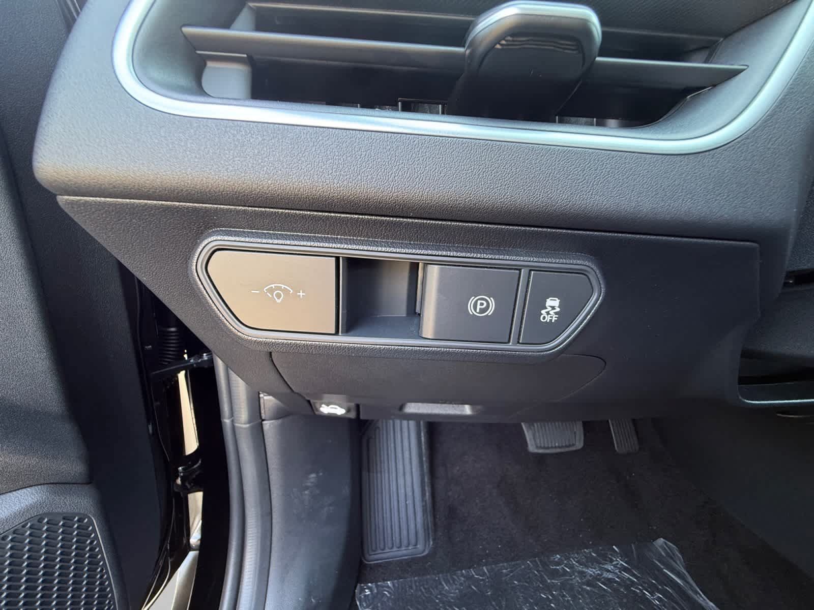 New 2026 Kia K4 FWD image 19
