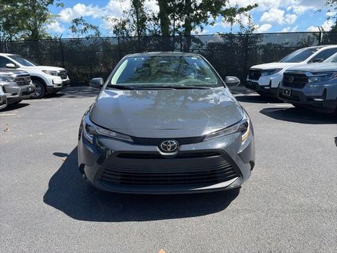 Used 2026 Toyota Corolla LE FWD image 2