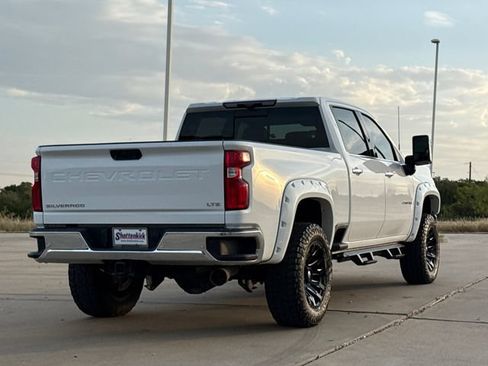 Used 2022 Chevrolet Silverado 2500 LTZ w/ LTZ Premium Package AWD/4WD image 8