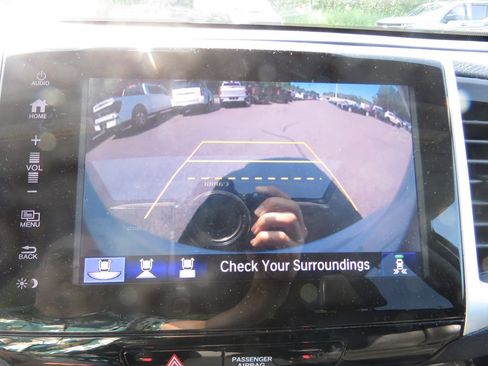 Used 2018 Honda Pilot Elite image 27