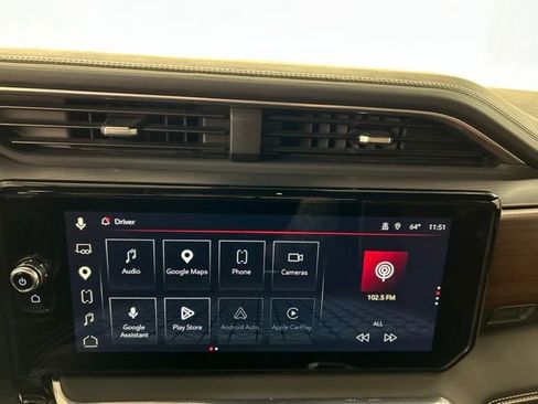 Used 2024 GMC Sierra 2500 Denali Ultimate AWD/4WD image 2
