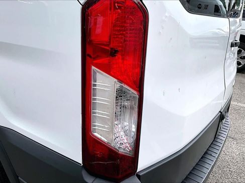 Used 2018 Ford Transit 250 130 Low Roof w/ Exterior Upgrade Package image 28