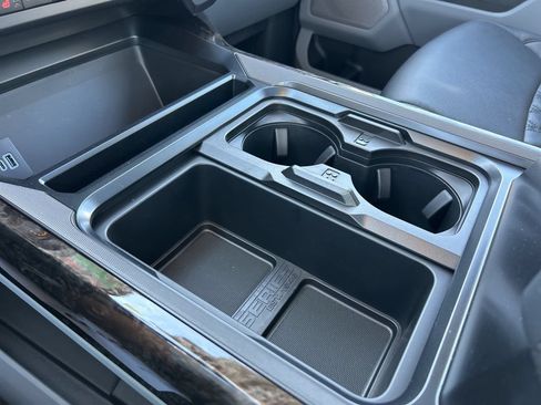 New 2026 Ford F250 XLT w/ XLT Premium Package AWD/4WD image 32