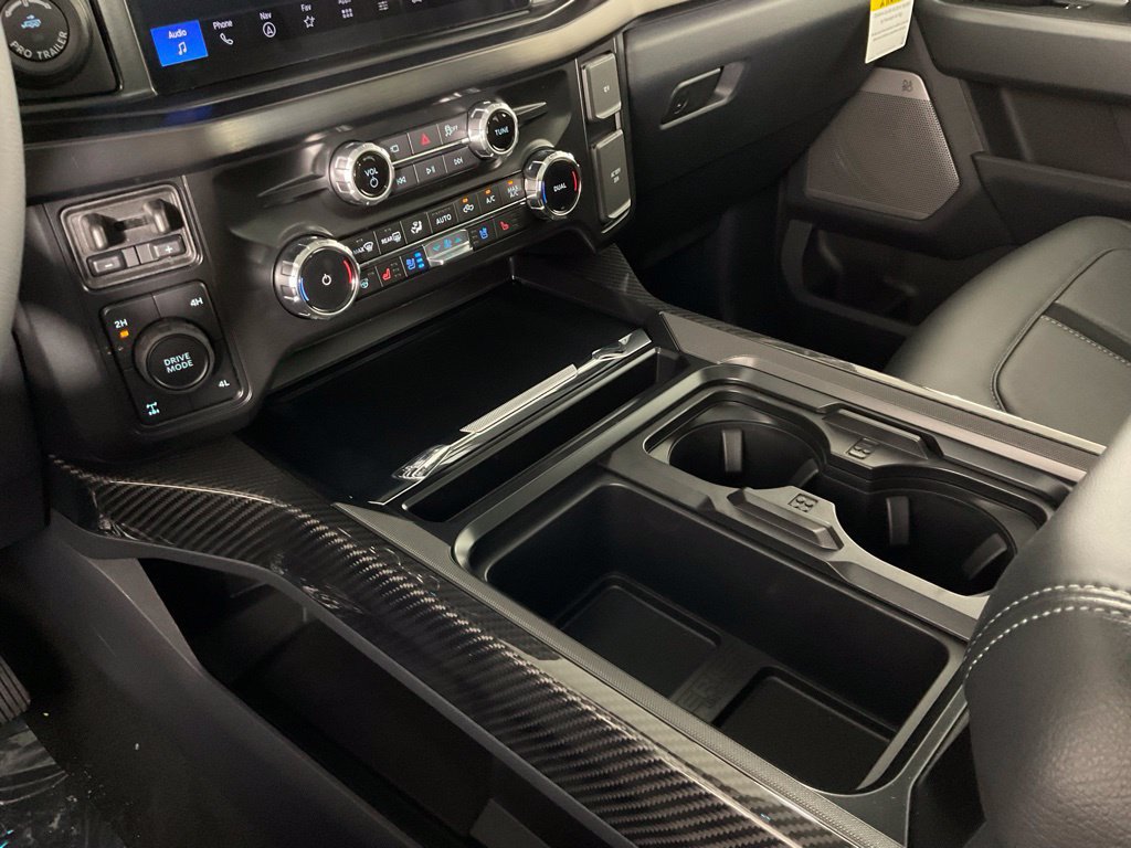 New 2026 Ford F250 Lariat w/ Black Appearance Package AWD/4WD image 18