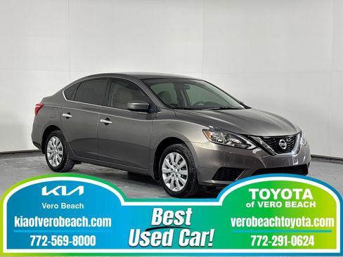 Used 2016 Nissan Sentra SV image 1