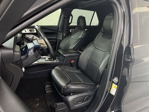 Used 2020 Ford Explorer ST w/ Premium Technology Package image 21