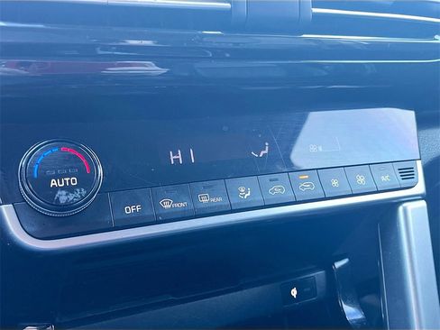 Used 2021 Kia Seltos EX image 15