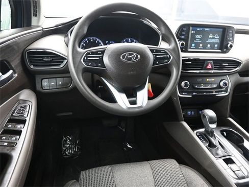 Used 2020 Hyundai Santa Fe SE image 19