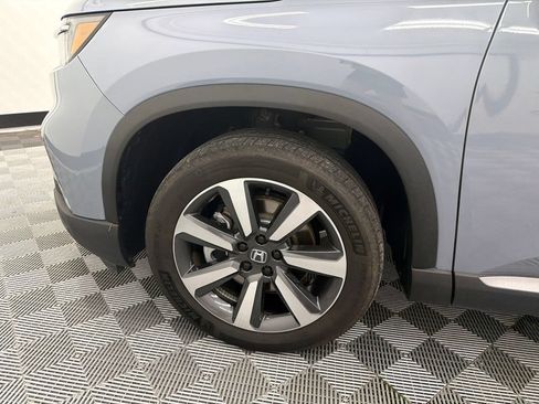 Used 2023 Honda Pilot Touring image 13