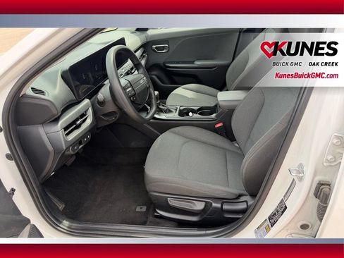 Used 2025 Kia K4 FWD image 15