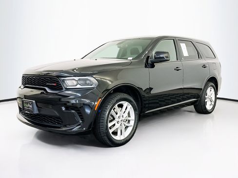 Used 2024 Dodge Durango GT image 3