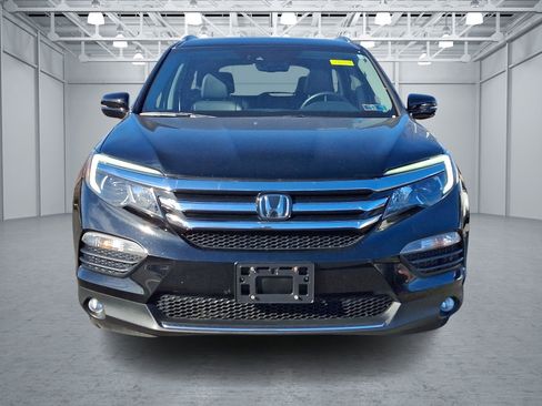 Used 2018 Honda Pilot Elite image 2