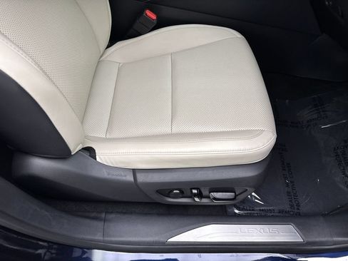Used 2024 Lexus RX 350 FWD w/ Technology Package image 43