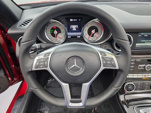 Used 2016 Mercedes-Benz SLK 300 image 16