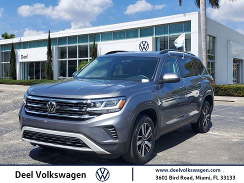Used 2023 Volkswagen Atlas SE image 1