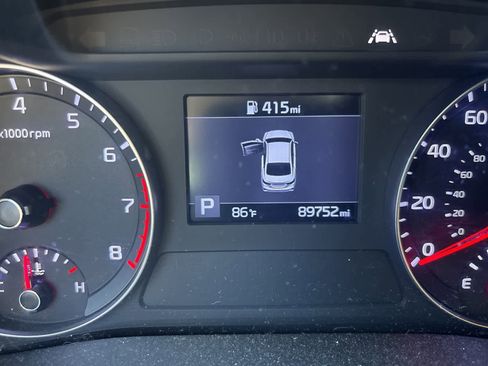 Used 2020 Kia Forte LXS image 7