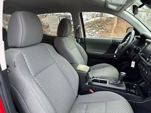Used 2023 Toyota Tacoma SR image 28