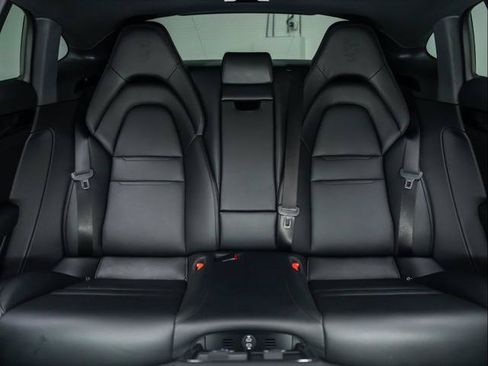 Used 2023 Porsche Panamera Platinum Edition RWD image 21
