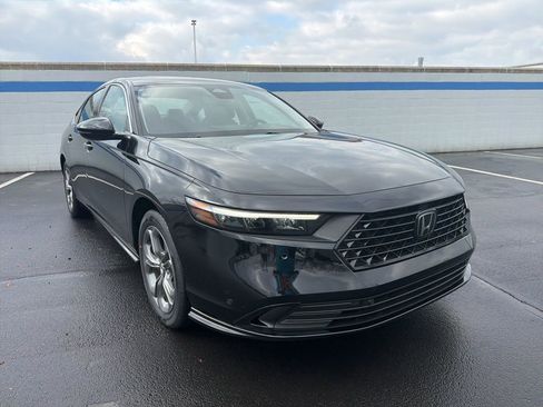 Used 2023 Honda Accord EX-L image 7