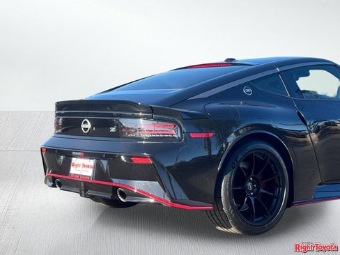 Used 2024 Nissan Z NISMO w/ Floor Mat Package RWD image 11