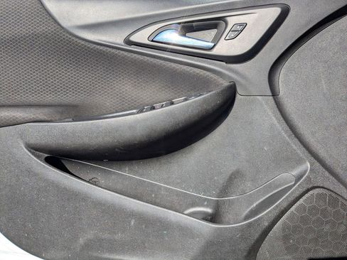 Used 2023 Chevrolet Malibu LT image 13